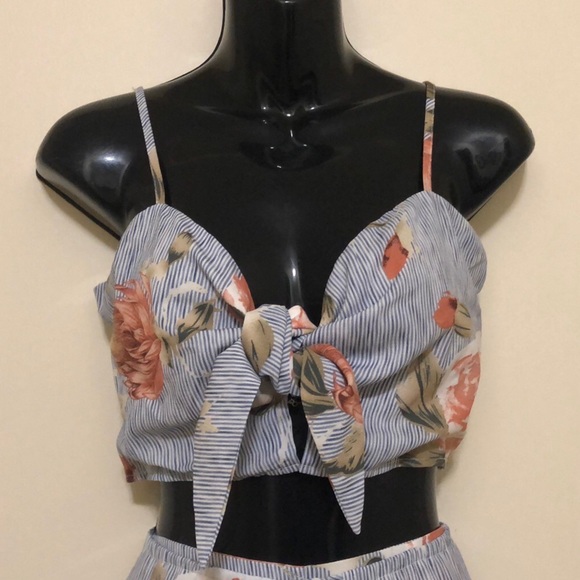 WHO I AM Tropical Open Wrap Around Pants & Top 6 - Picture 2 of 6